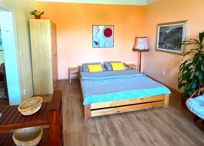 Apartman Flora